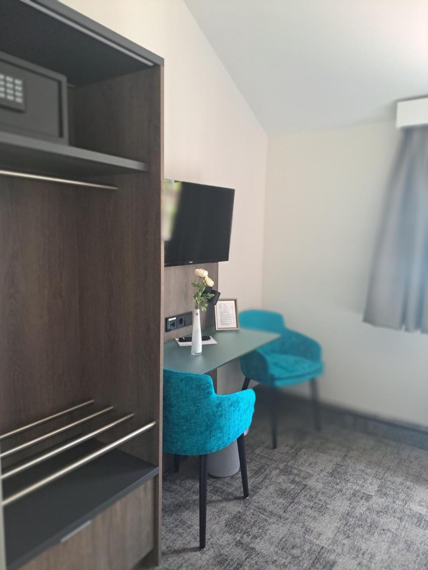 B M Hotel Im Ludwig- Harms- Haus هيرمانسبرغ المظهر الخارجي الصورة